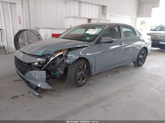 KMHLM4AJ9PU044562 Hyundai Elantra Hybrid Blue