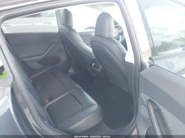 2024 TESLA MODEL Y 7SAYGDEE7RA229591 Photo 7