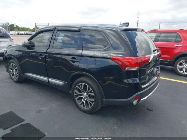 JA4AZ2A3XHZ052168 Mitsubishi Outlander Es