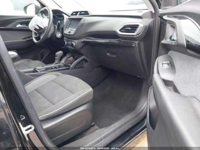 2022 CHEVROLET TRAILBLAZER KL79MMS28NB103547 Photo 4