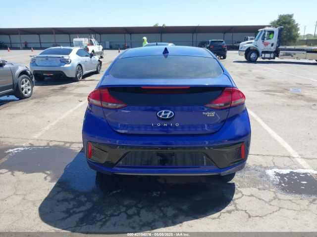 KMHC65LC8KU170791 Hyundai Ioniq Hybrid Blue