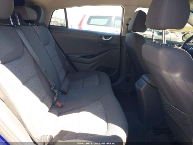KMHC65LC8KU170791 Hyundai Ioniq Hybrid Blue