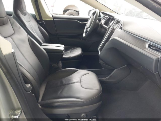 2014 TESLA MODEL S 5YJSA1H12EFP32213 Photo 4