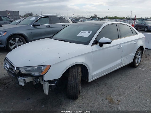 2016 AUDI A3 WAUA7GFF5G1054271 Photo 1