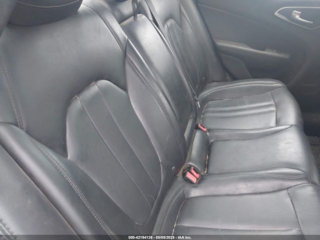 1C3CCCCG0FN524571 Chrysler 200 C