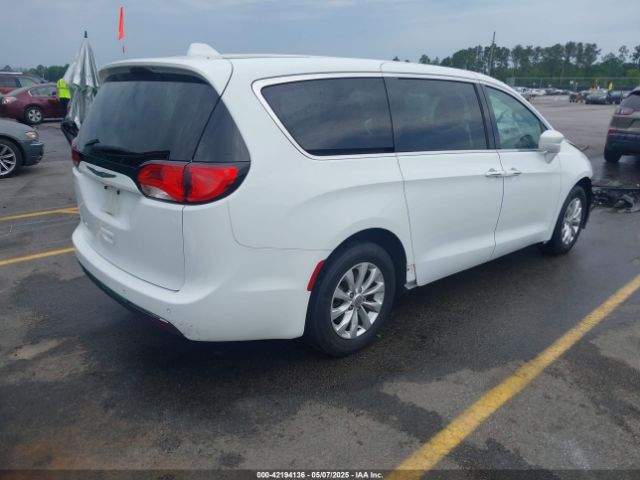 2018 CHRYSLER PACIFICA 2C4RC1FG1JR271584 Photo 3