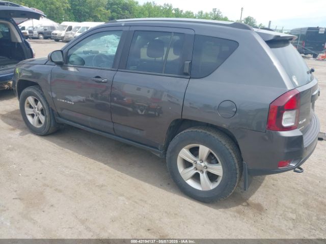 1C4NJDEB8ED862368 Jeep Compass Latitude