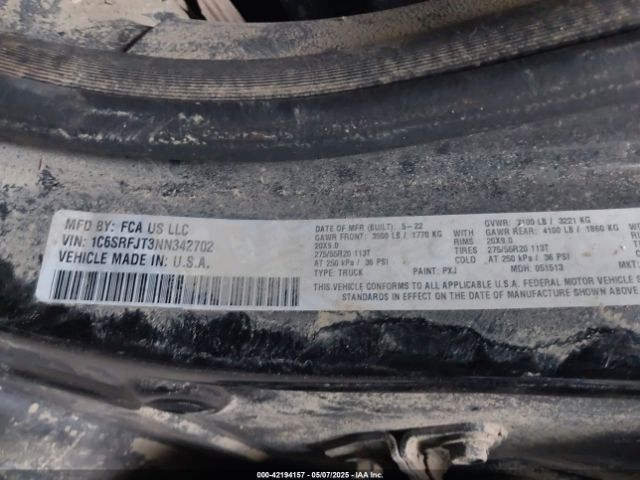 1C6SRFJT3NN342702 RAM 1500 Laramie  4x4 5'7 Box