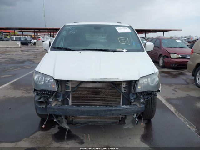 2C4RDGEG7KR565221 Dodge Grand Caravan Gt