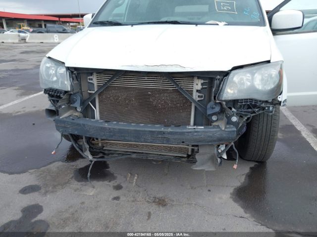 2C4RDGEG7KR565221 Dodge Grand Caravan Gt