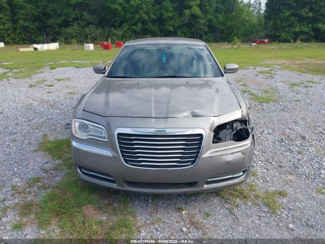 2C3CCAAG5EH340564 Chrysler 300