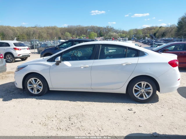 1G1BE5SM5H7156277 Chevrolet Cruze Lt Auto