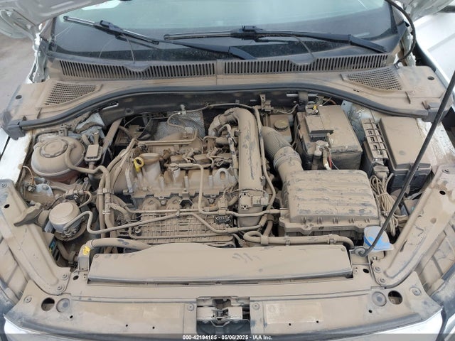3VWN57BUXKM266106 Volkswagen Jetta 1.4t S