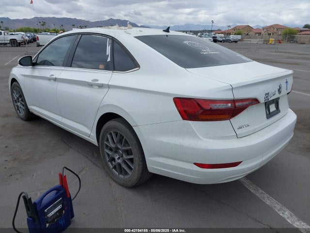 3VWN57BUXKM266106 Volkswagen Jetta 1.4t S