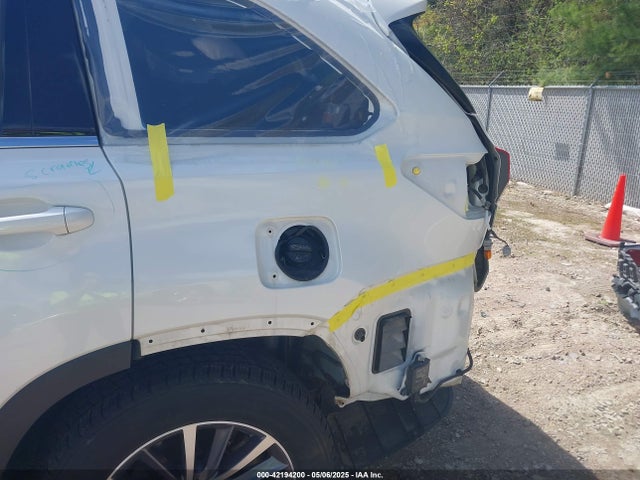 5TDJZRFH9HS387099 Toyota Highlander Xle