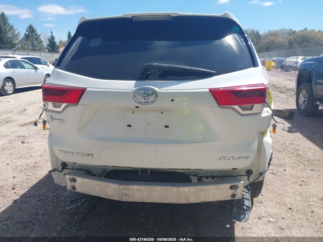 5TDJZRFH9HS387099 Toyota Highlander Xle