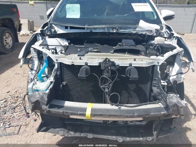 5TDJZRFH9HS387099 Toyota Highlander Xle