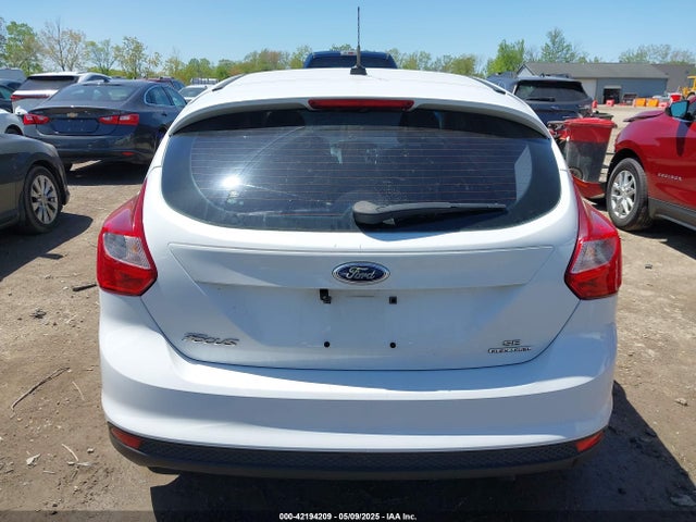 1FADP3K20EL417255 Ford FOCUS SE