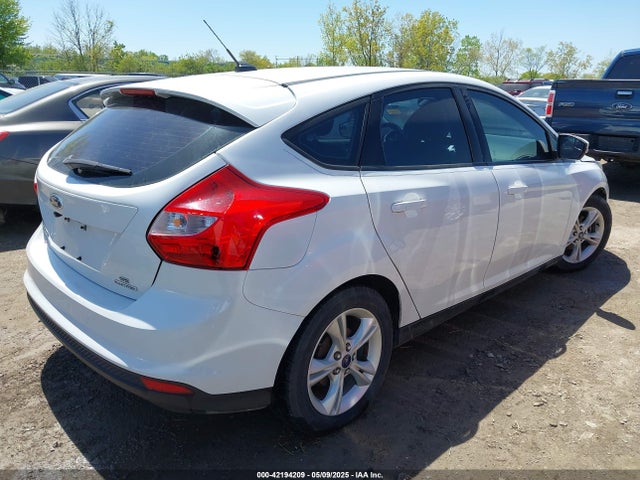 1FADP3K20EL417255 Ford FOCUS SE