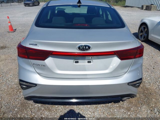 3KPF24AD3ME353116 KIA Forte Lxs