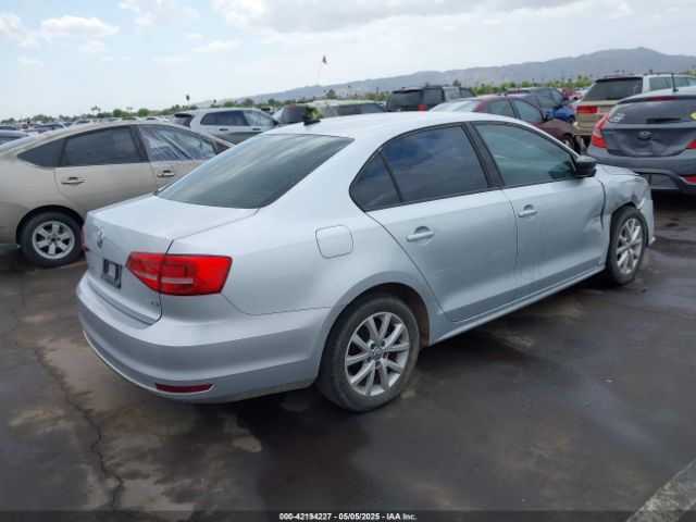 3VWD17AJ1FM235119 Volkswagen Jetta 1.8t Se