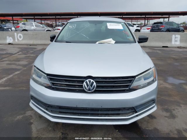 3VWD17AJ1FM235119 Volkswagen Jetta 1.8t Se