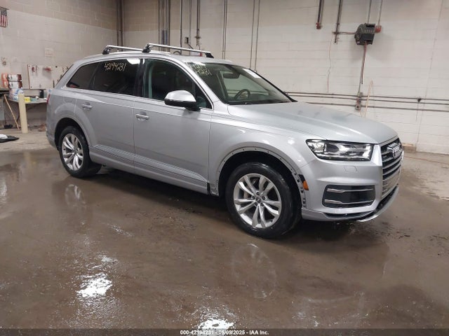 2017 AUDI Q7 WA1LAAF79HD039429 Photo 0