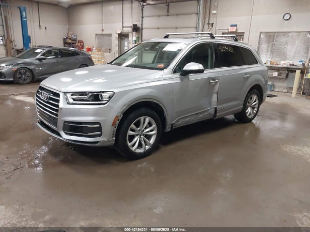 2017 AUDI Q7 WA1LAAF79HD039429 Photo 1