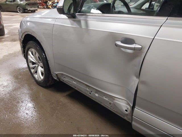 2017 AUDI Q7 WA1LAAF79HD039429 Photo 5