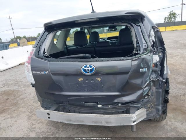 JTDZN3EU9FJ029814 Toyota Prius V Four