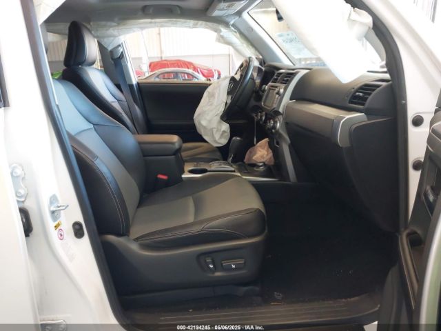 2015 TOYOTA 4RUNNER JTEBU5JR4F5276275 Photo 4