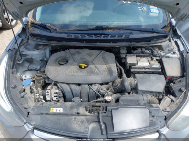 5NPDH4AE7FH559813 Hyundai ELANTRA SE