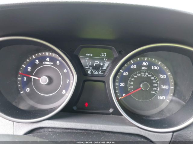 5NPDH4AE7FH559813 Hyundai ELANTRA SE