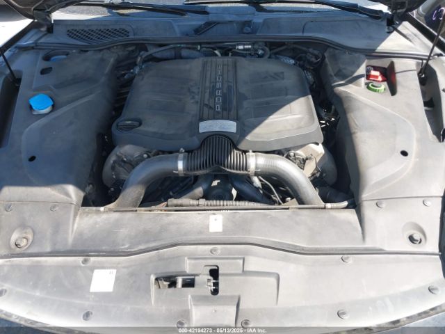2017 PORSCHE CAYENNE WP1AB2A24HLA52279 Photo 9