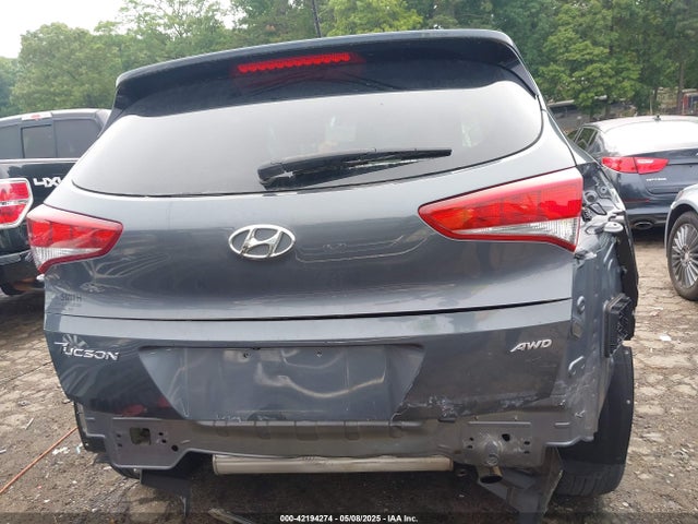 KM8J3CA45HU387000 Hyundai TUCSON SE