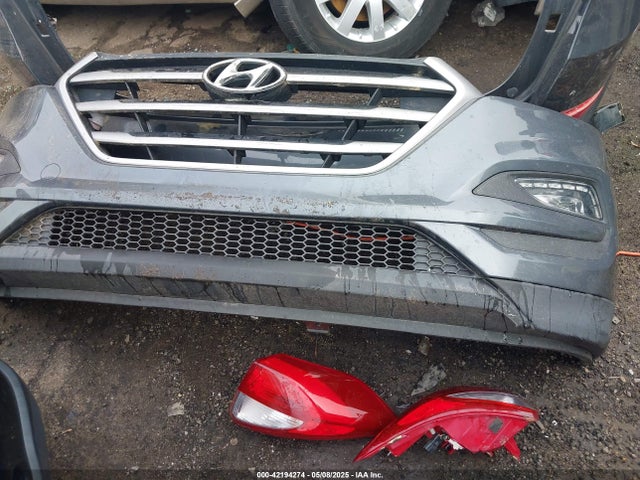 KM8J3CA45HU387000 Hyundai TUCSON SE