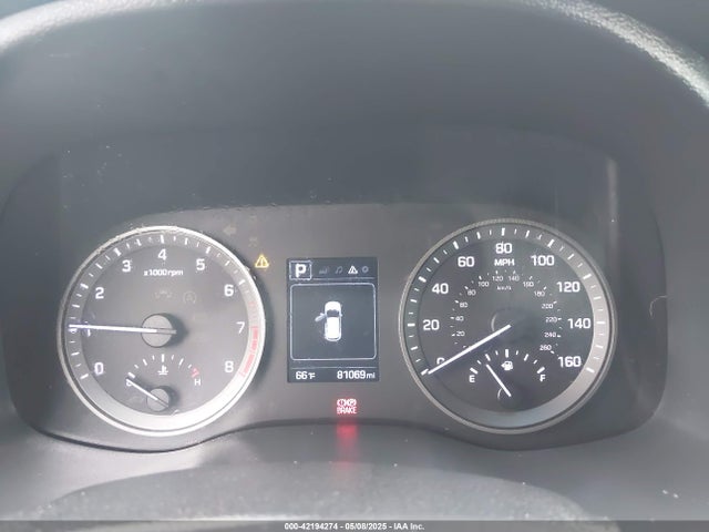 KM8J3CA45HU387000 Hyundai TUCSON SE