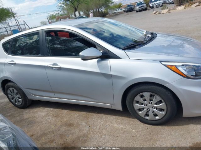 KMHCT5AE8GU256302 Hyundai ACCENT SE