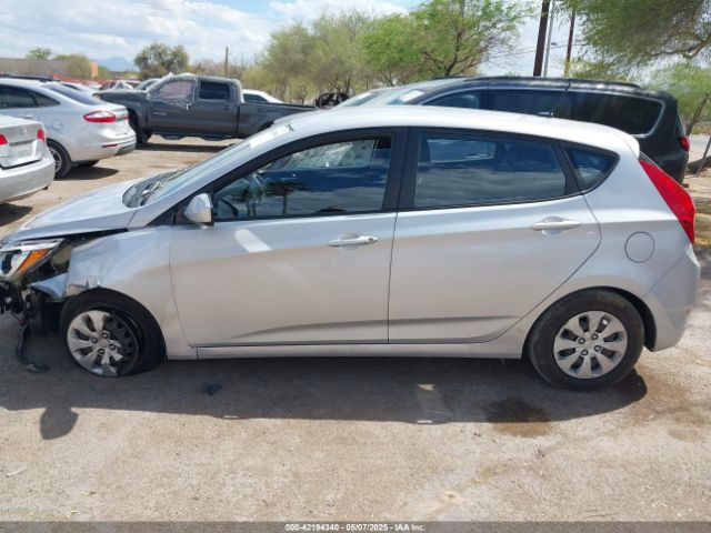 KMHCT5AE8GU256302 Hyundai ACCENT SE