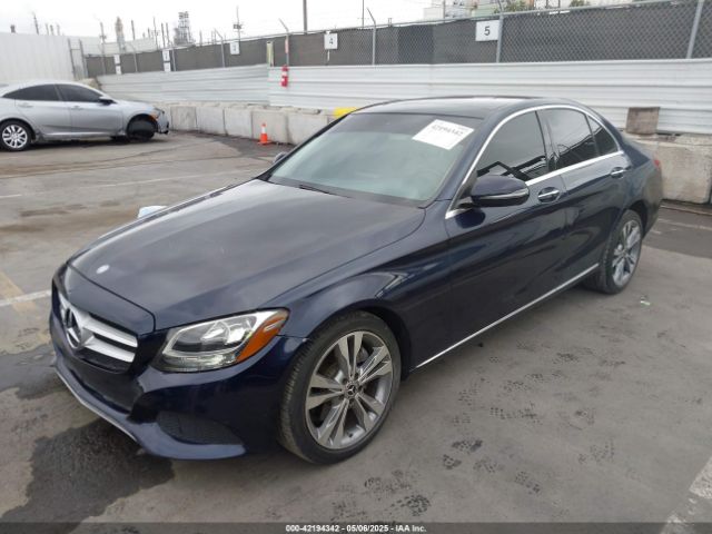 55SWF4JB1HU217102 Mercedes-Benz C 300 Luxury/sport