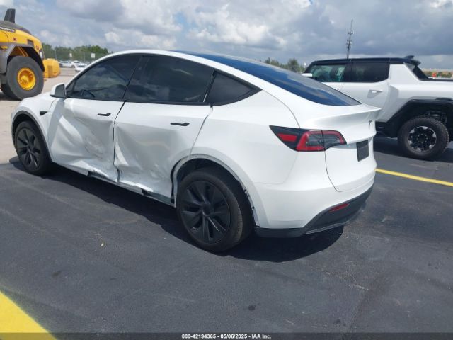 2025 TESLA MODEL Y 7SAYGDED0SA357958 Photo 2