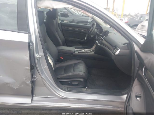 1HGCV3F99MA020450 Honda Accord Hybrid Touring