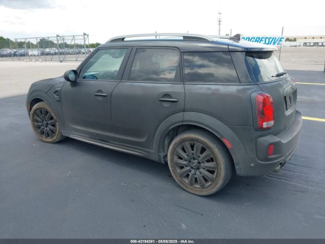 2018 MINI COUNTRYMAN WMZYT3C35J3E00804 Photo 2