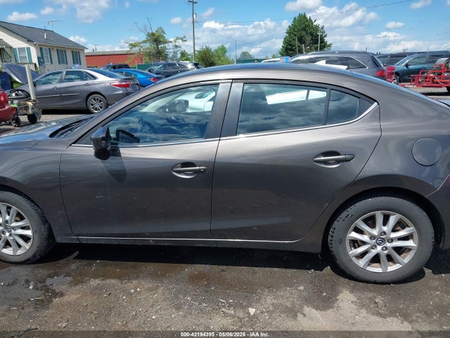 JM1BM1U76G1326853 Mazda Mazda3 I Sport