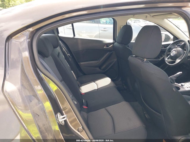 JM1BM1U76G1326853 Mazda Mazda3 I Sport