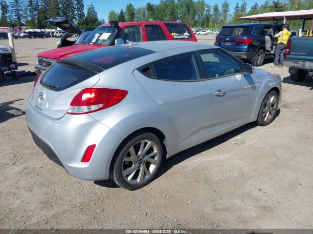 KMHTC6AD4GU285051 Hyundai Veloster