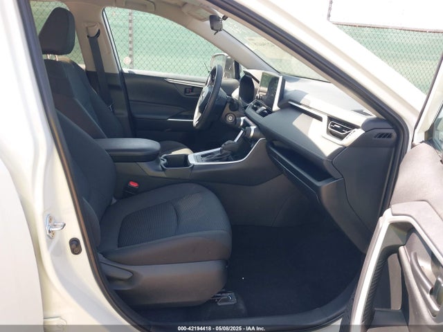 2T3H1RFV3SC311980 Toyota RAV4 LE