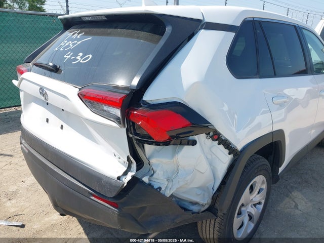 2T3H1RFV3SC311980 Toyota RAV4 LE
