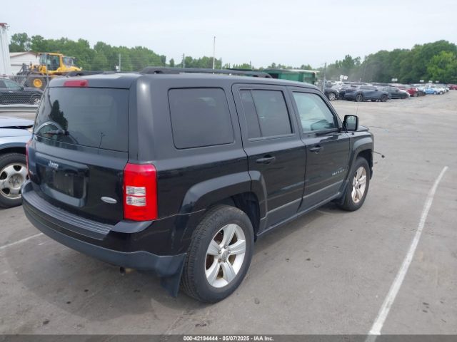 1C4NJRFBXFD169475 Jeep Patriot Latitude