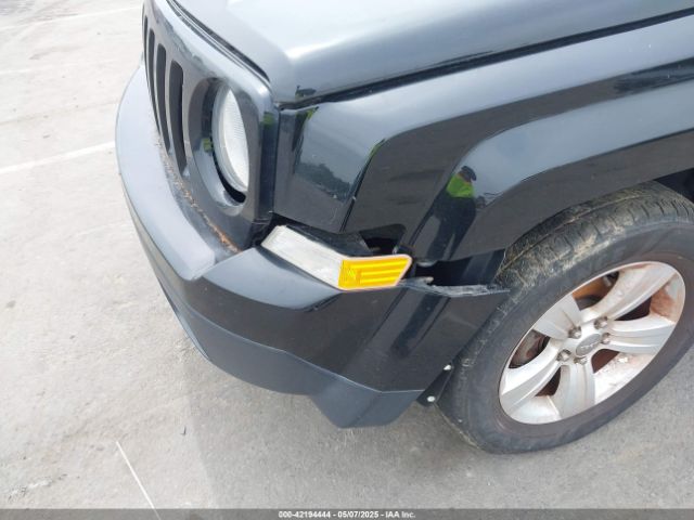 1C4NJRFBXFD169475 Jeep Patriot Latitude